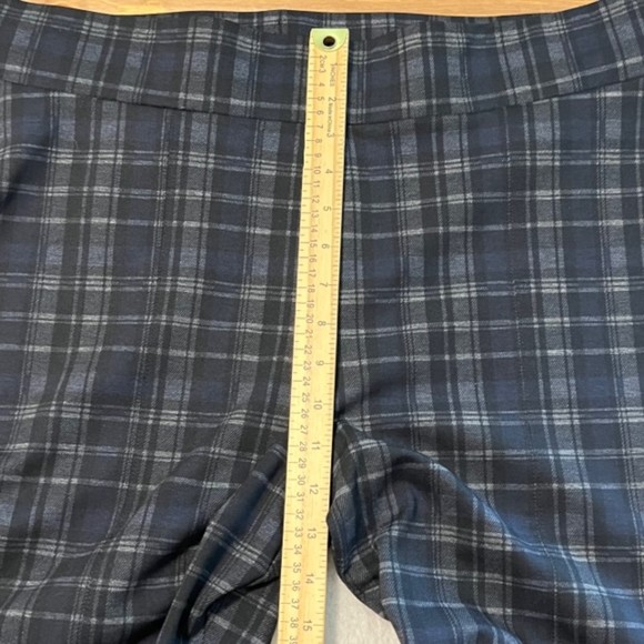 Signature Slimming by Christopher & Banks Black Gray Plaid Stretch Pants Size XL - Picture 9 of 10